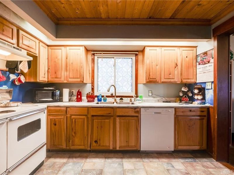 220 Baker Street, Pitsburg, OH 45358 Photo 9