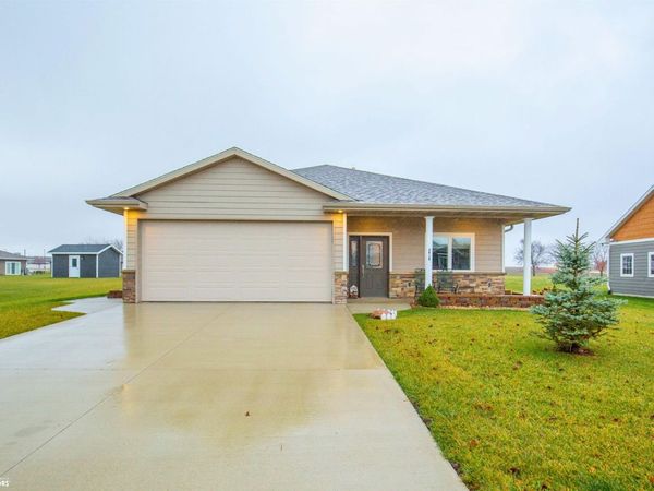 2410 Eastland Drive, Algona, IA 50511