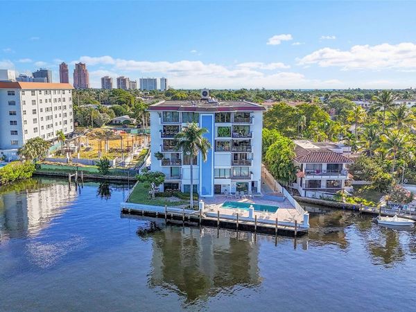 1839 Middle River Dr, Unit 302, Fort Lauderdale, FL 33305