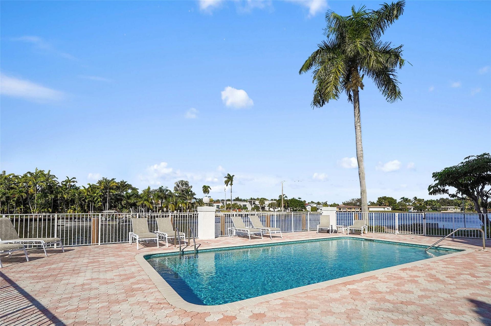 1839 Middle River Drive, Unit 302, Fort Lauderdale, FL 33305 Photo