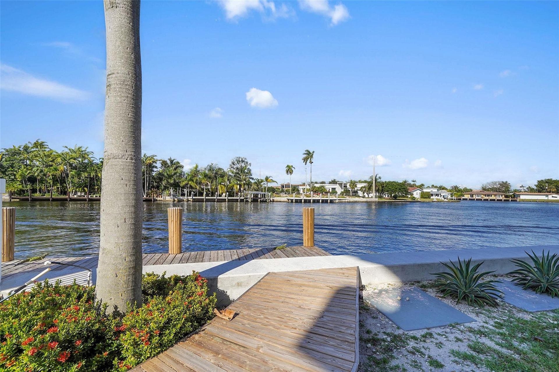 1839 Middle River Drive, Unit 302, Fort Lauderdale, FL 33305 Photo