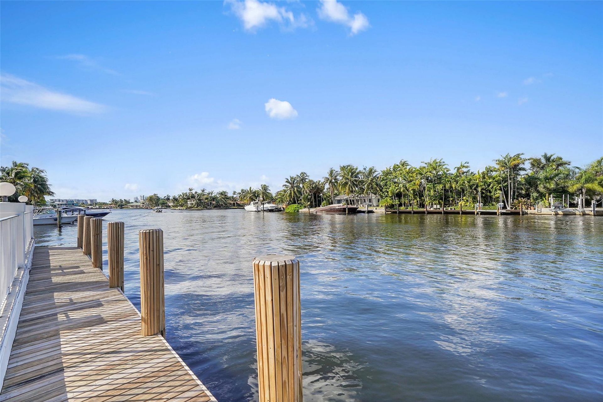 1839 Middle River Drive, Unit 302, Fort Lauderdale, FL 33305 Photo