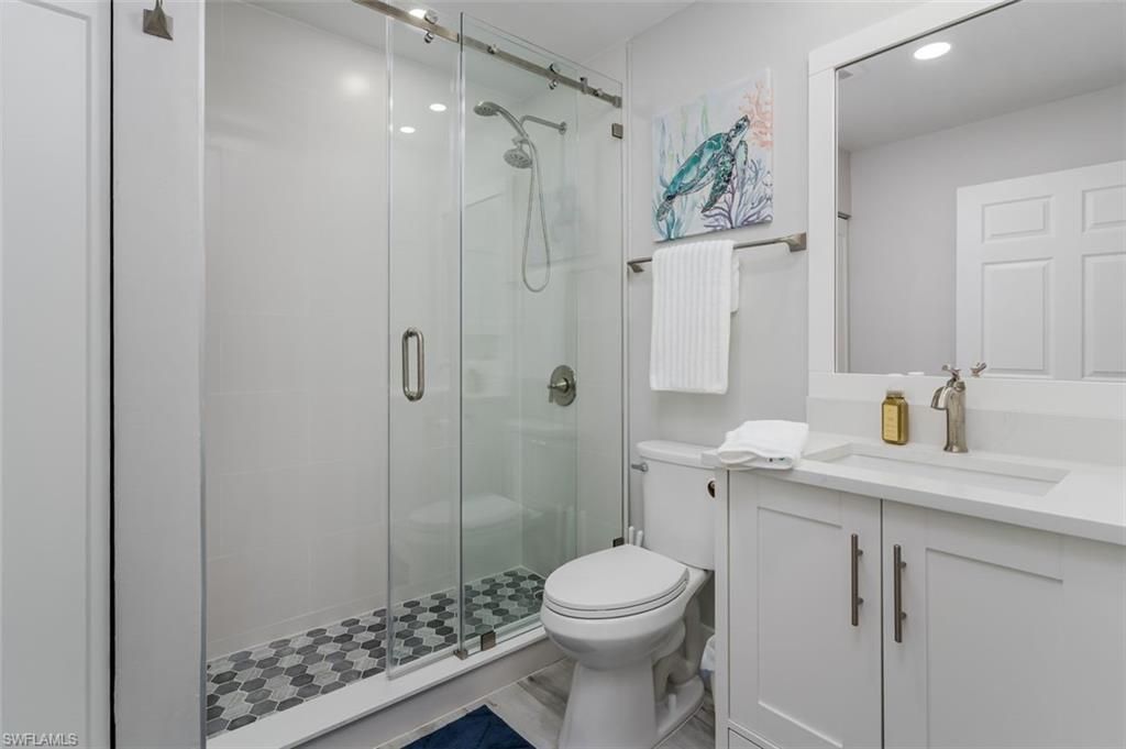 834 Gulf Pavilion Dr, Unit 204, Naples, FL 34108 Photo