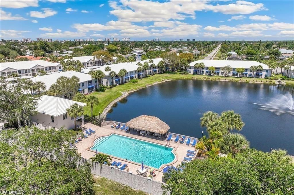 834 Gulf Pavilion Dr, Unit 204, Naples, FL 34108 Photo