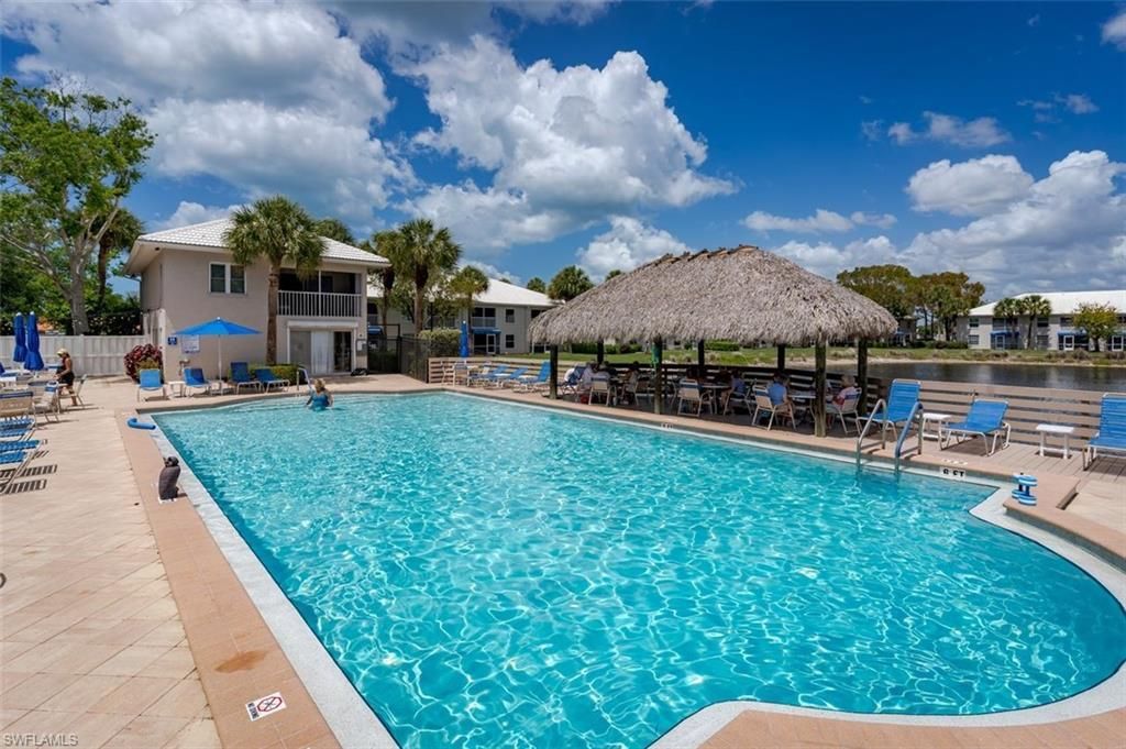 834 Gulf Pavilion Dr, Unit 204, Naples, FL 34108 Photo