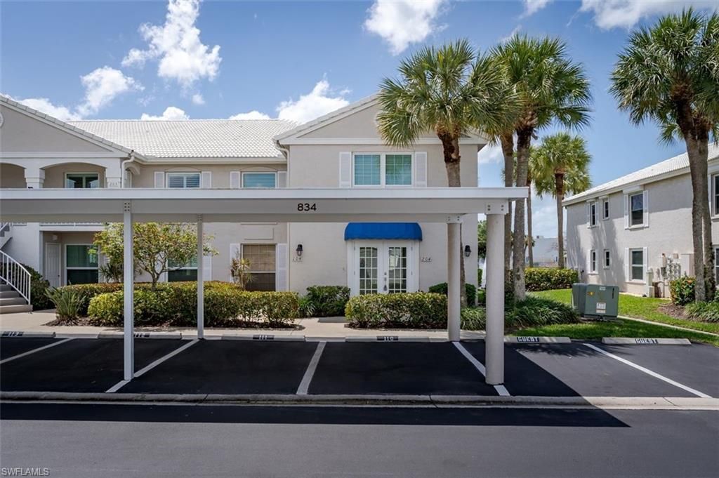 834 Gulf Pavilion Dr, Unit 204, Naples, FL 34108 Photo