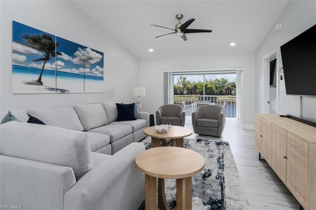834 Gulf Pavilion Dr, Unit 204, Naples, FL 34108 Photo