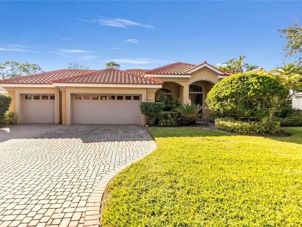 8882 BLOOMFIELD BOULEVARD, SARASOTA, FL 34238