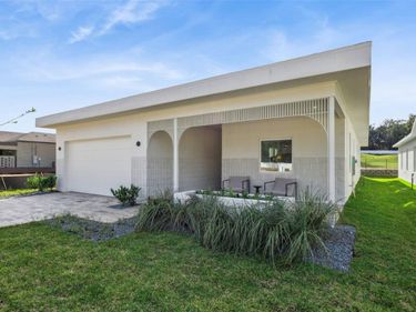 438 SKYFIELD COURT, LADY LAKE, FL 32159