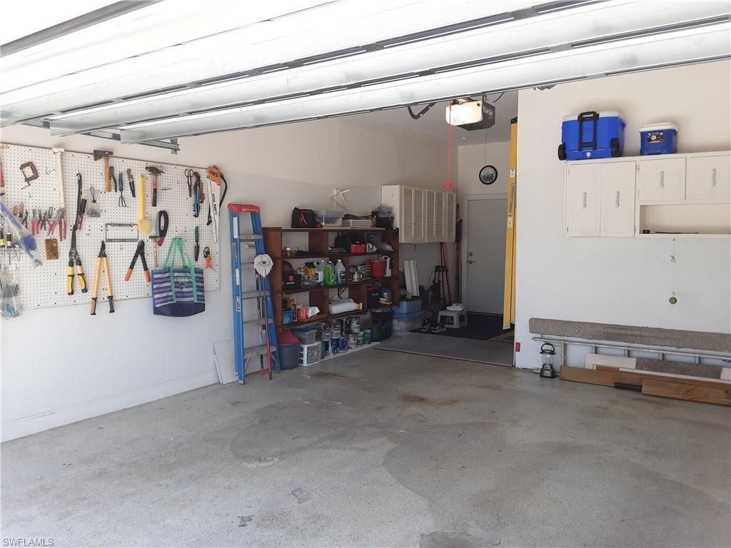 850 SE 1st Ter, Cape Coral, FL 33990 Photo