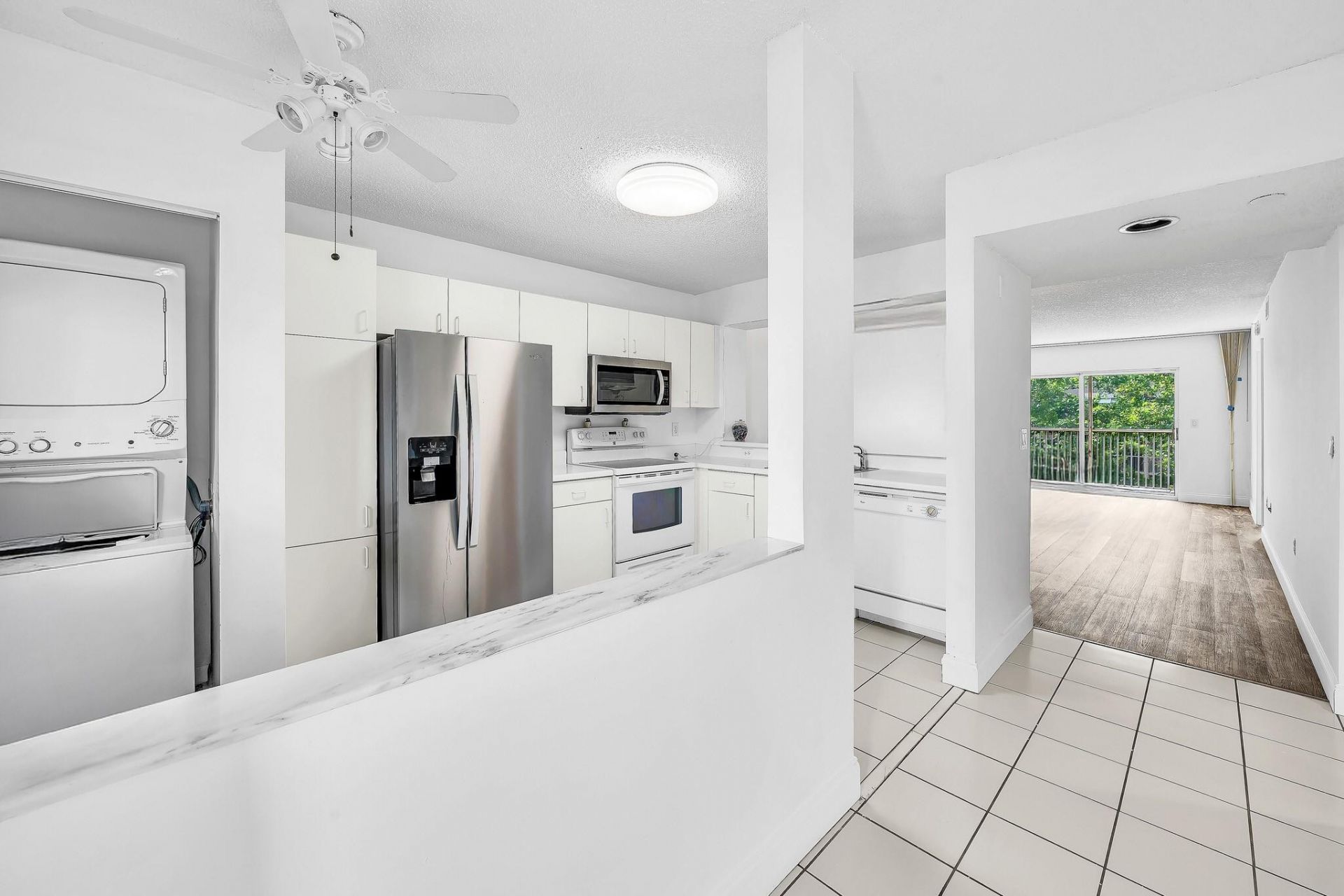 9580 Weldon Circle, Unit 408k, Tamarac, FL 33321 Photo