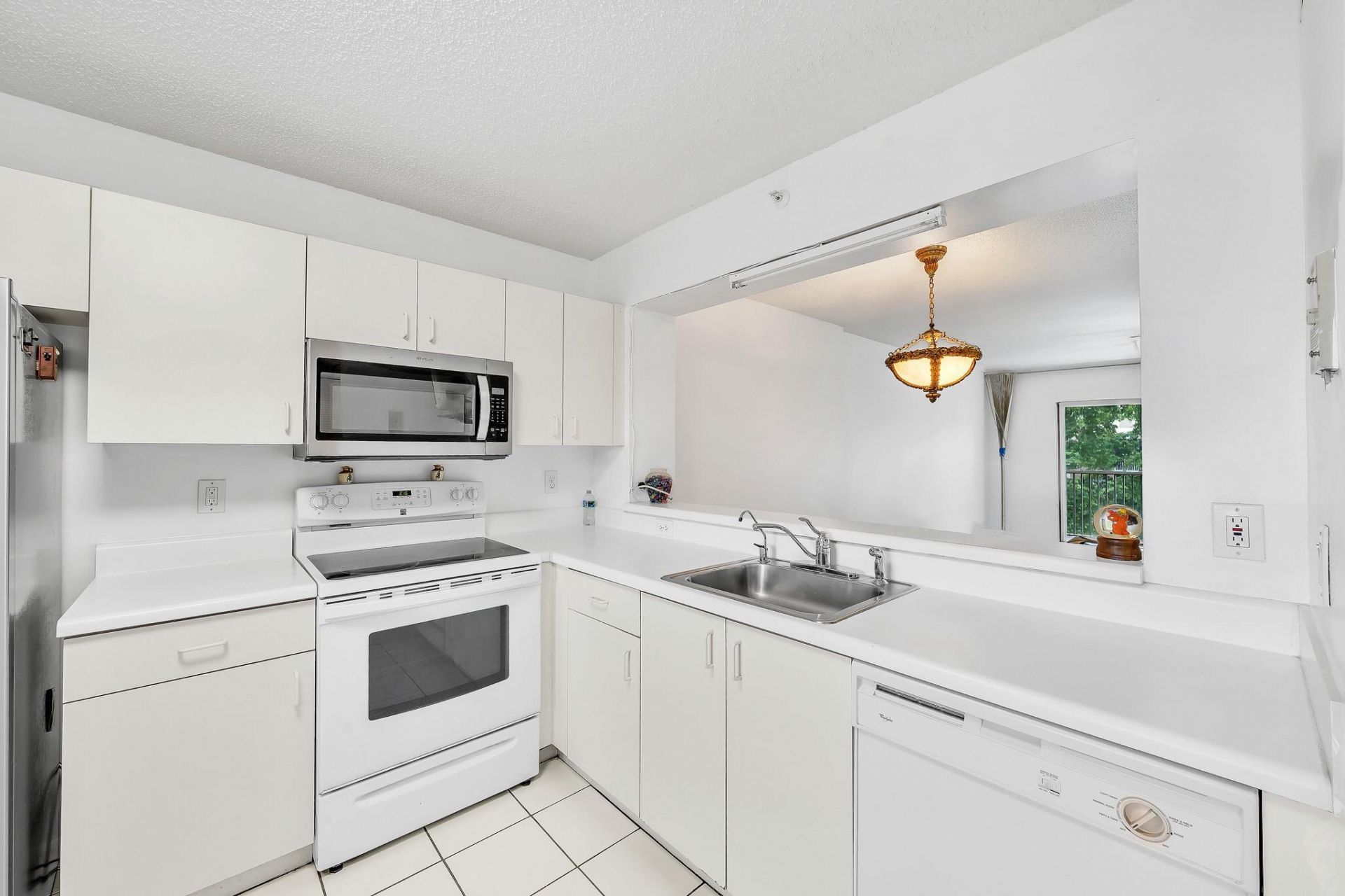 9580 Weldon Circle, Unit 408K, Tamarac, FL 33321 Photo