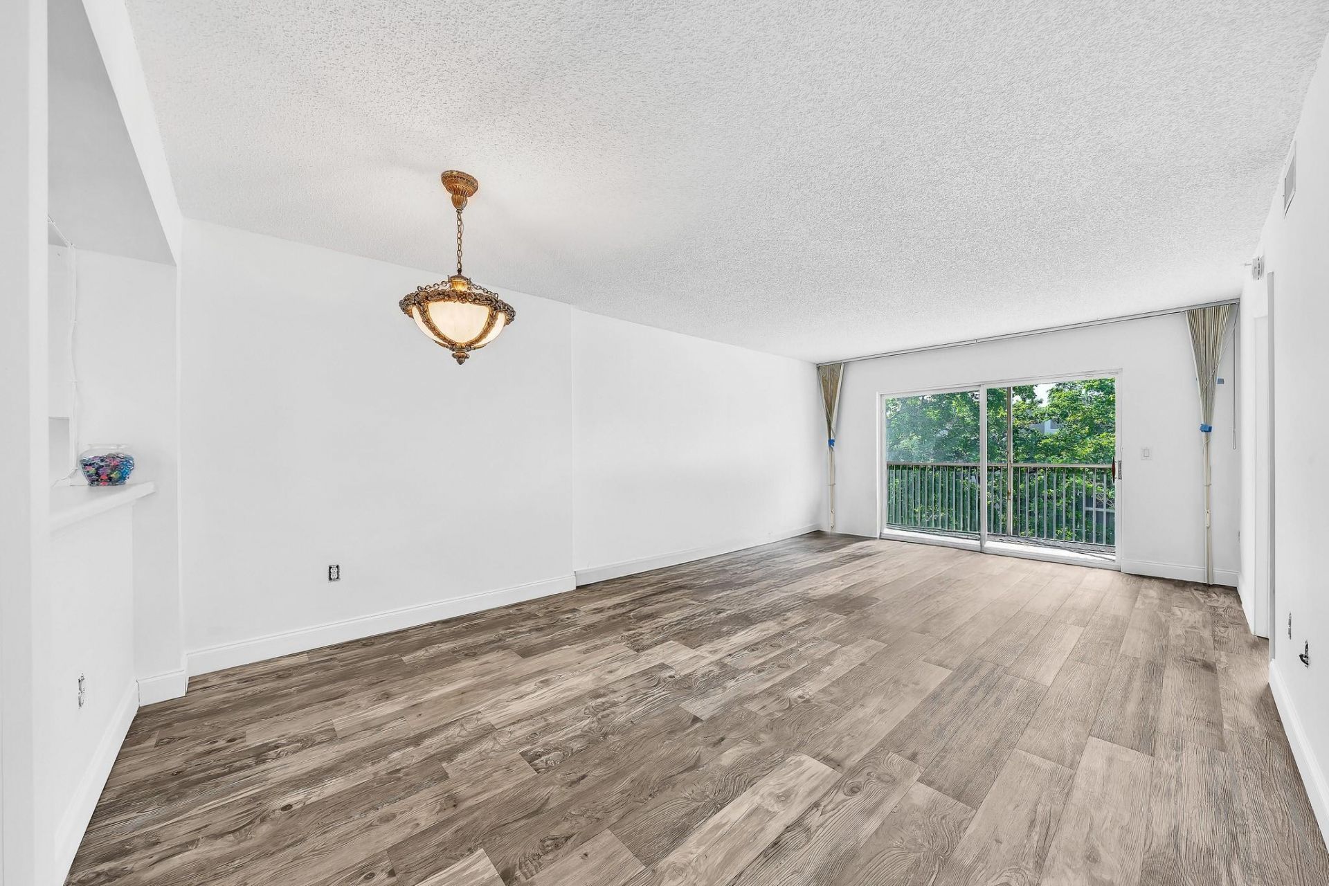 9580 Weldon Circle, Unit 408K, Tamarac, FL 33321 Photo