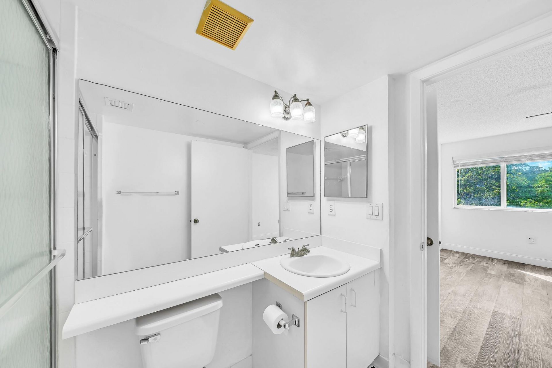 9580 Weldon Circle, Unit 408K, Tamarac, FL 33321 Photo