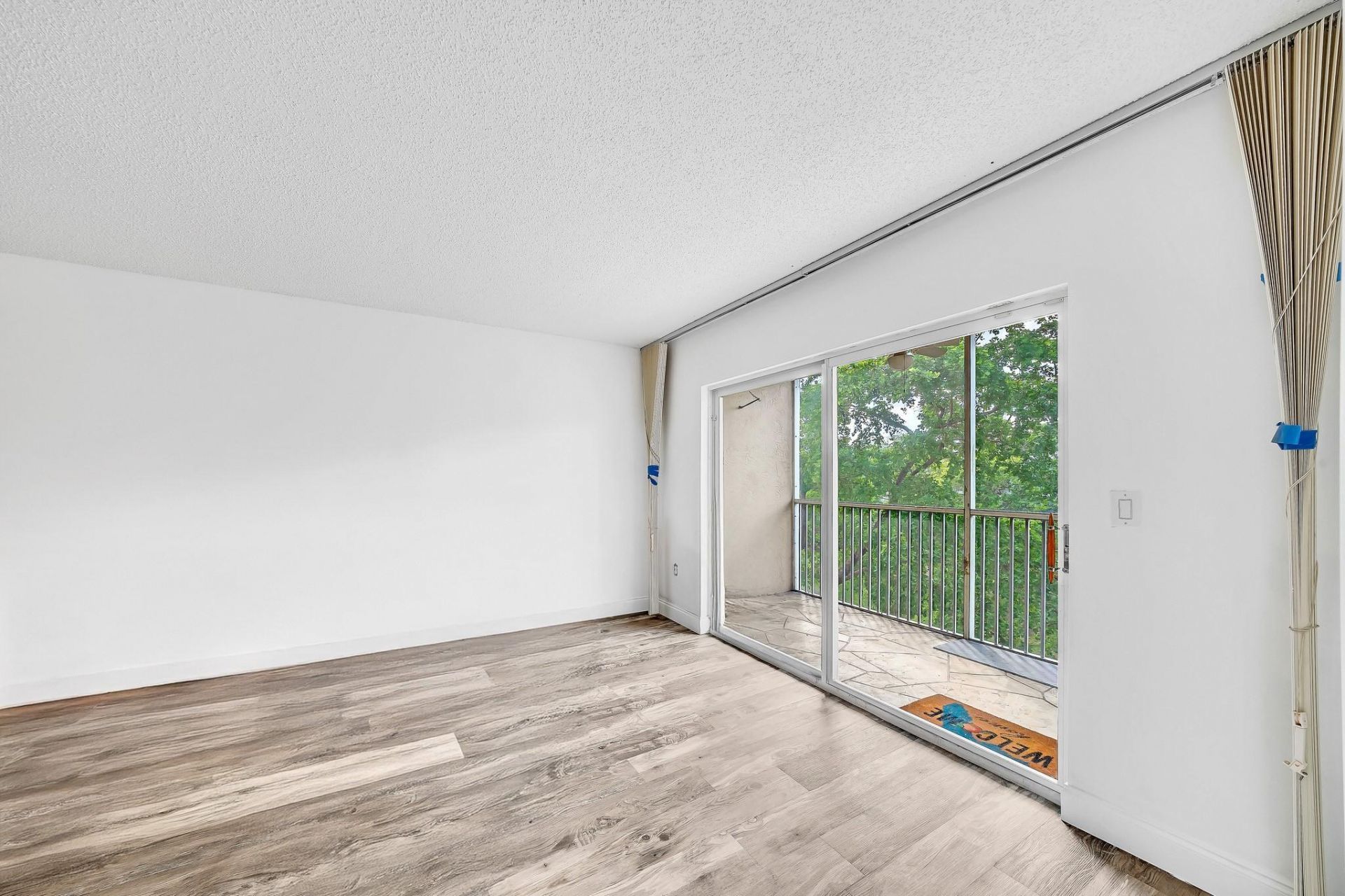 9580 Weldon Circle, Unit 408K, Tamarac, FL 33321 Photo