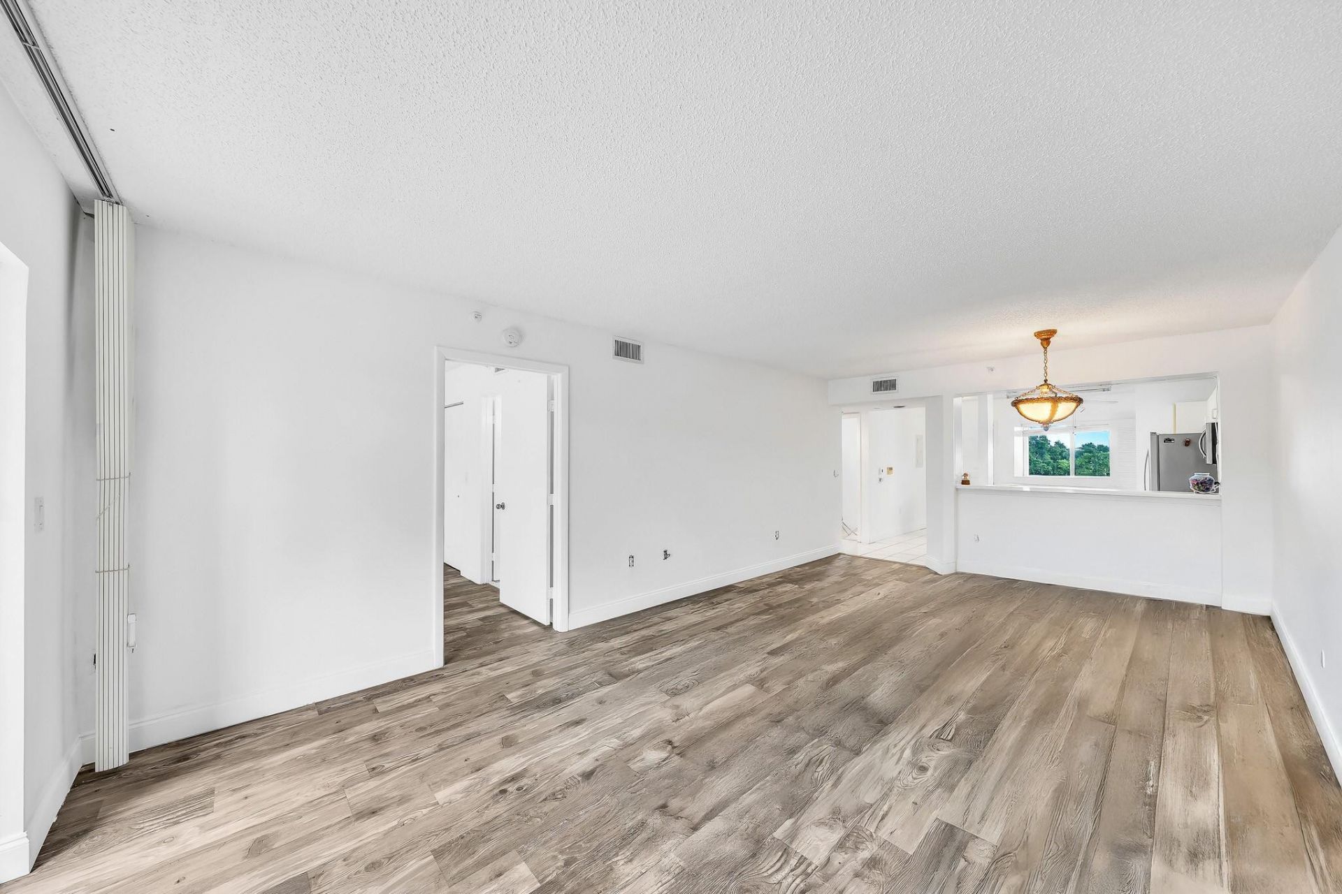 9580 Weldon Circle, Unit 408k, Tamarac, FL 33321 Photo