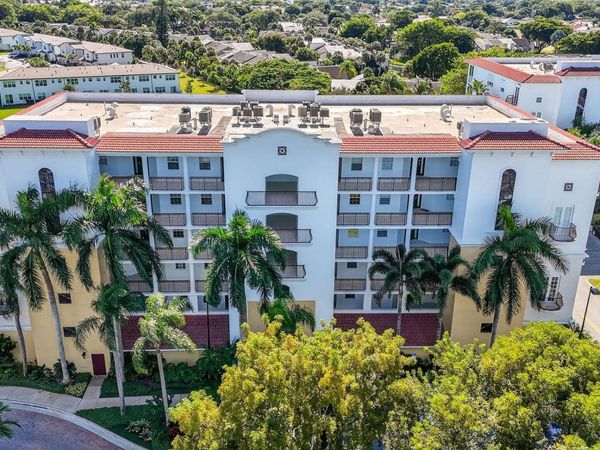 22715 Camino Del Mar, Unit 61, Boca Raton, FL 33433