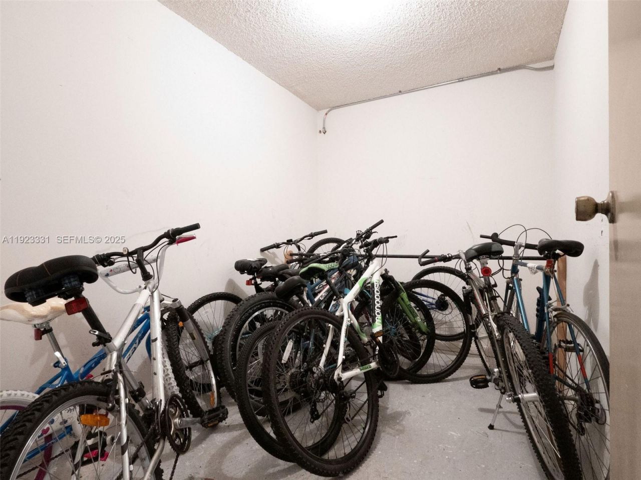 6600 Cypress Rd, Unit 406, Plantation, FL 33317 Photo