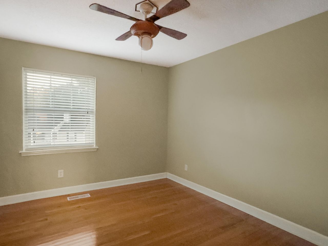 205 Bayberry Run Photo 25