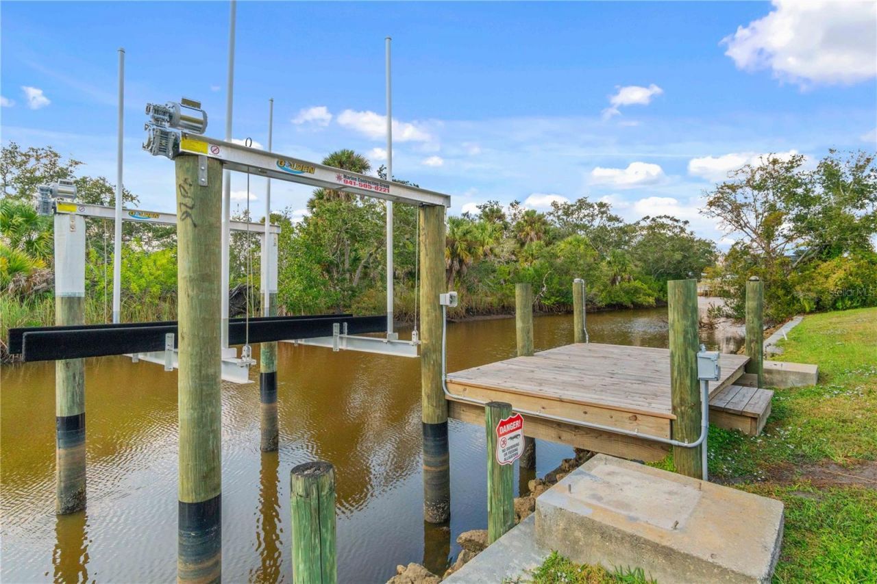 333 Hile Lane, Punta Gorda, FL 33982 Photo