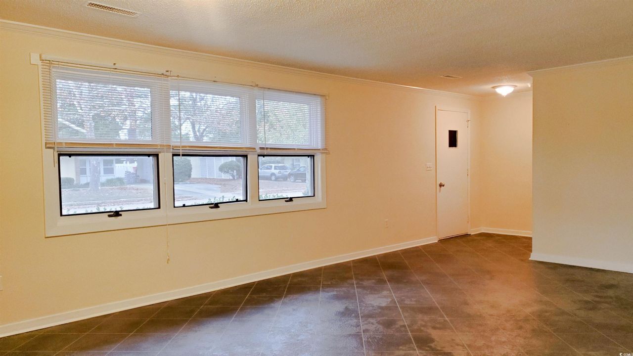 666 Mallard Lake Dr. Photo 16