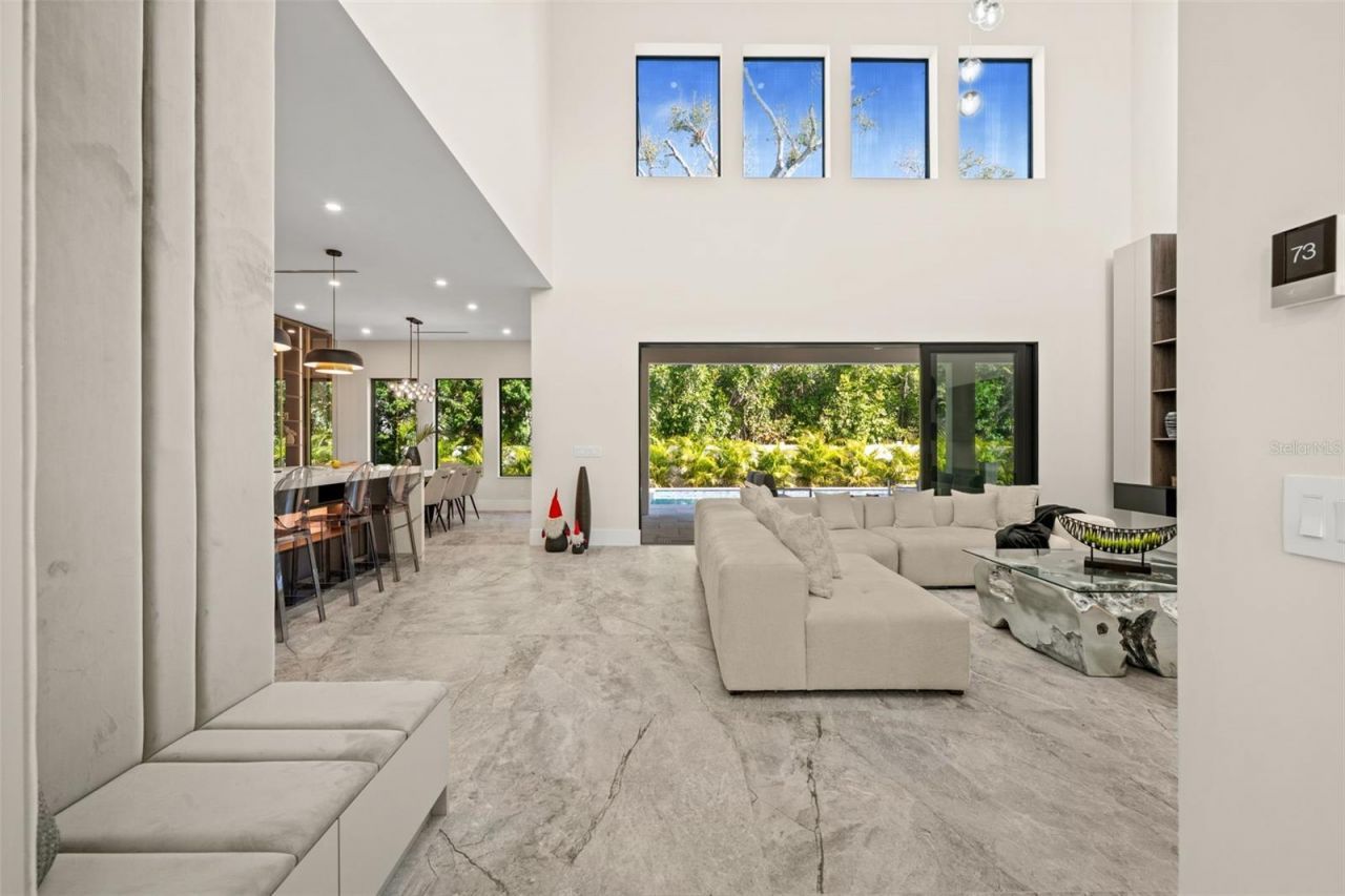 2413 Clematis Street, Sarasota, FL 34239 Photo