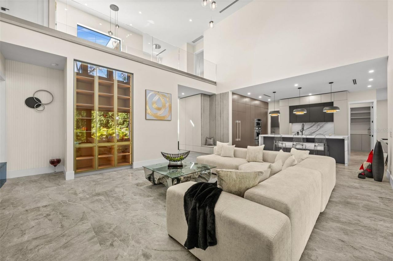 2413 Clematis Street, Sarasota, FL 34239 Photo