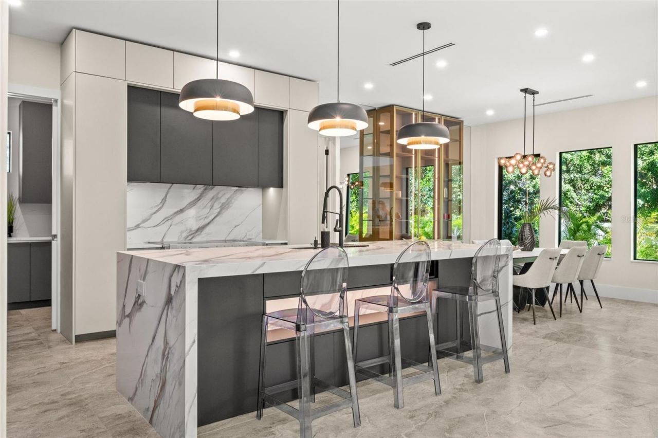 2413 Clematis Street, Sarasota, FL 34239 Photo