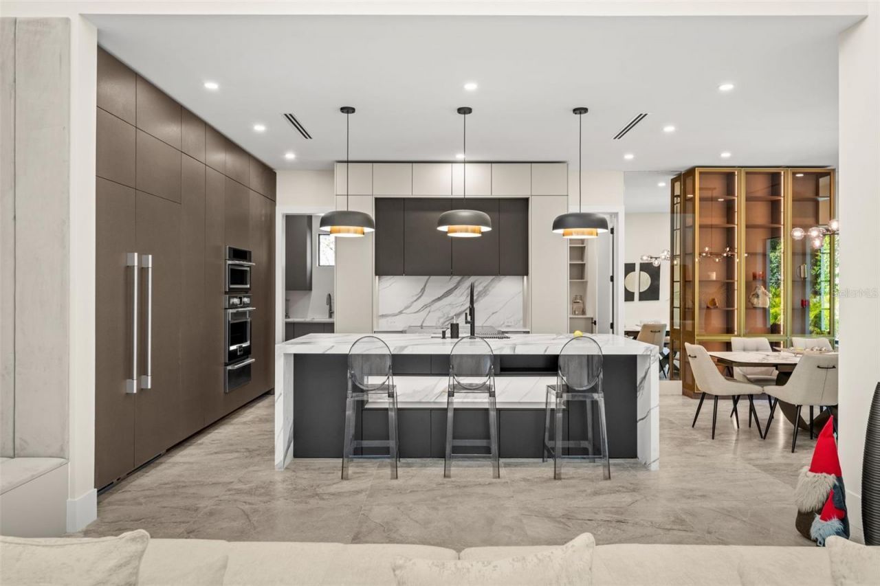 2413 Clematis Street, Sarasota, FL 34239 Photo