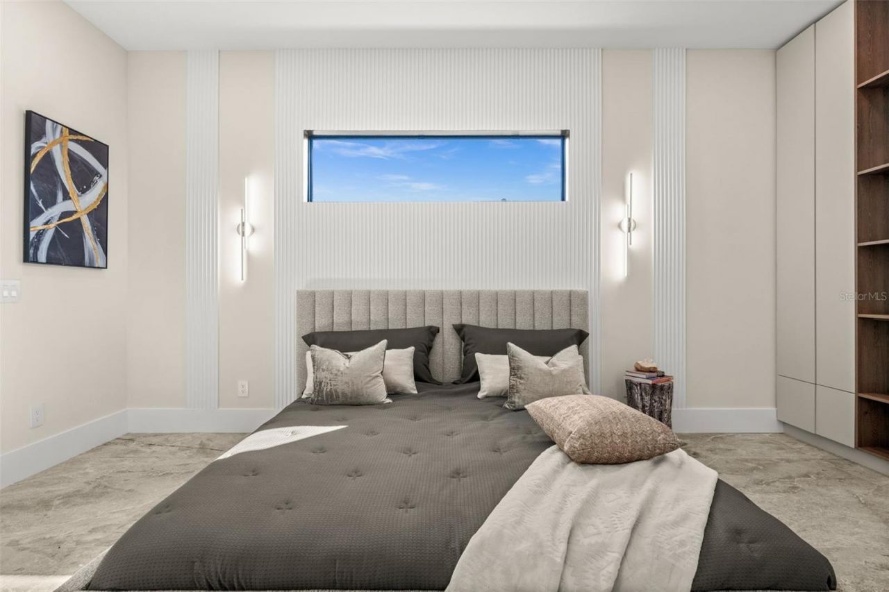 2413 Clematis Street, Sarasota, FL 34239 Photo