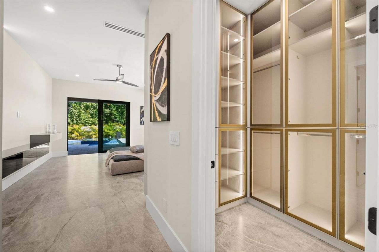 2413 Clematis Street, Sarasota, FL 34239 Photo