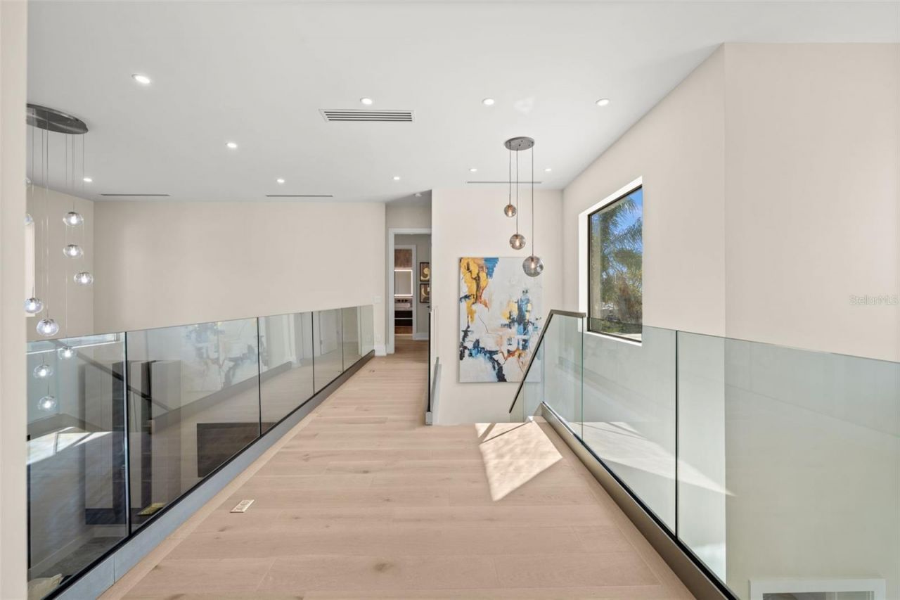 2413 Clematis Street, Sarasota, FL 34239 Photo