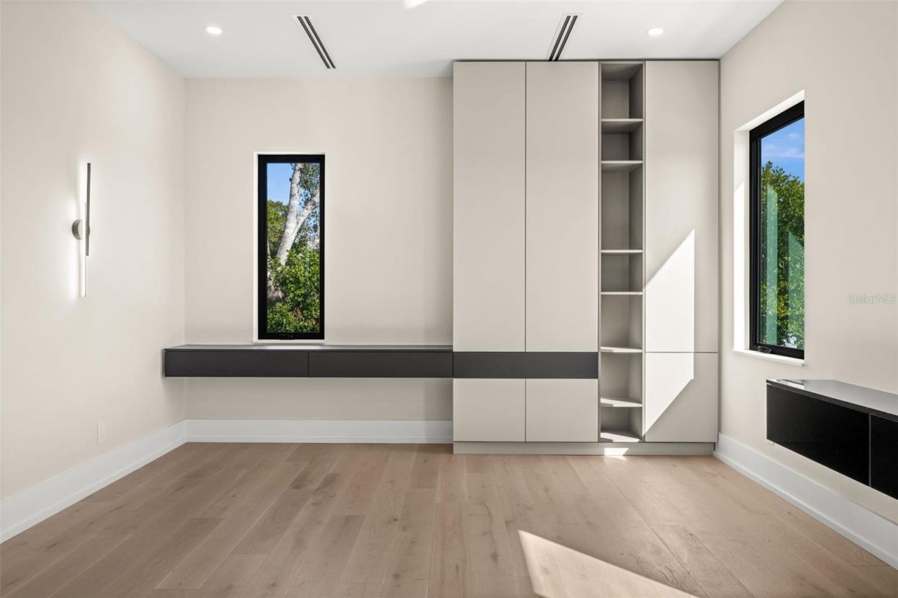 2413 Clematis Street, Sarasota, FL 34239 Photo