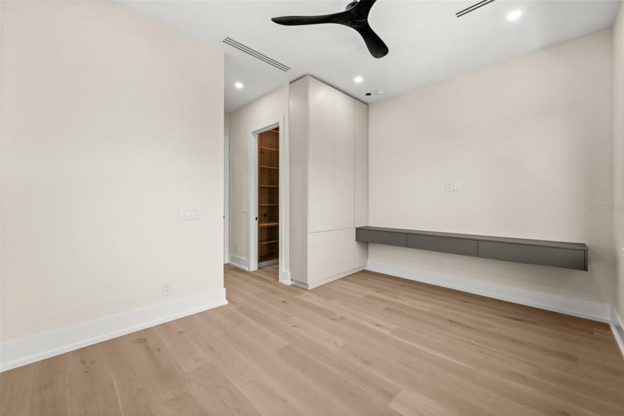 2413 Clematis Street, Sarasota, FL 34239 Photo