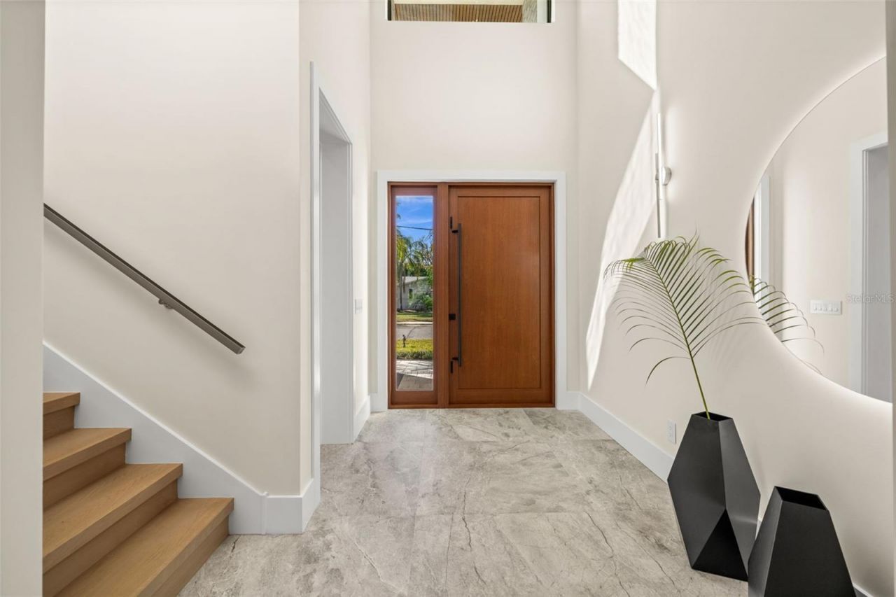 2413 Clematis Street, Sarasota, FL 34239 Photo