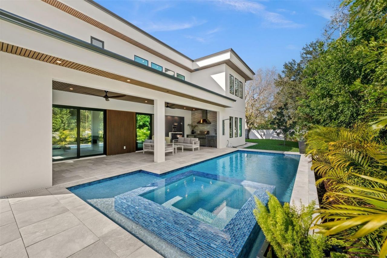 2413 Clematis Street, Sarasota, FL 34239 Photo