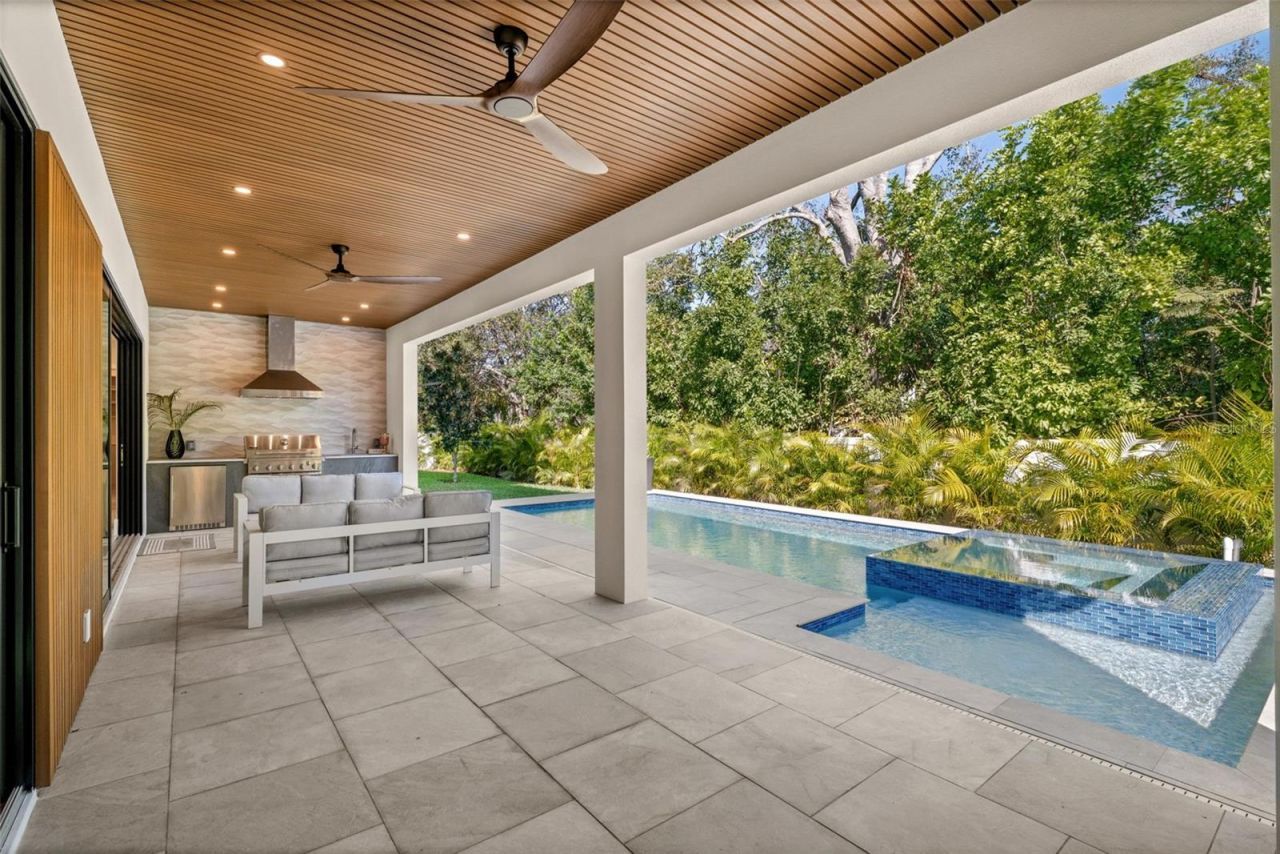 2413 Clematis Street, Sarasota, FL 34239 Photo