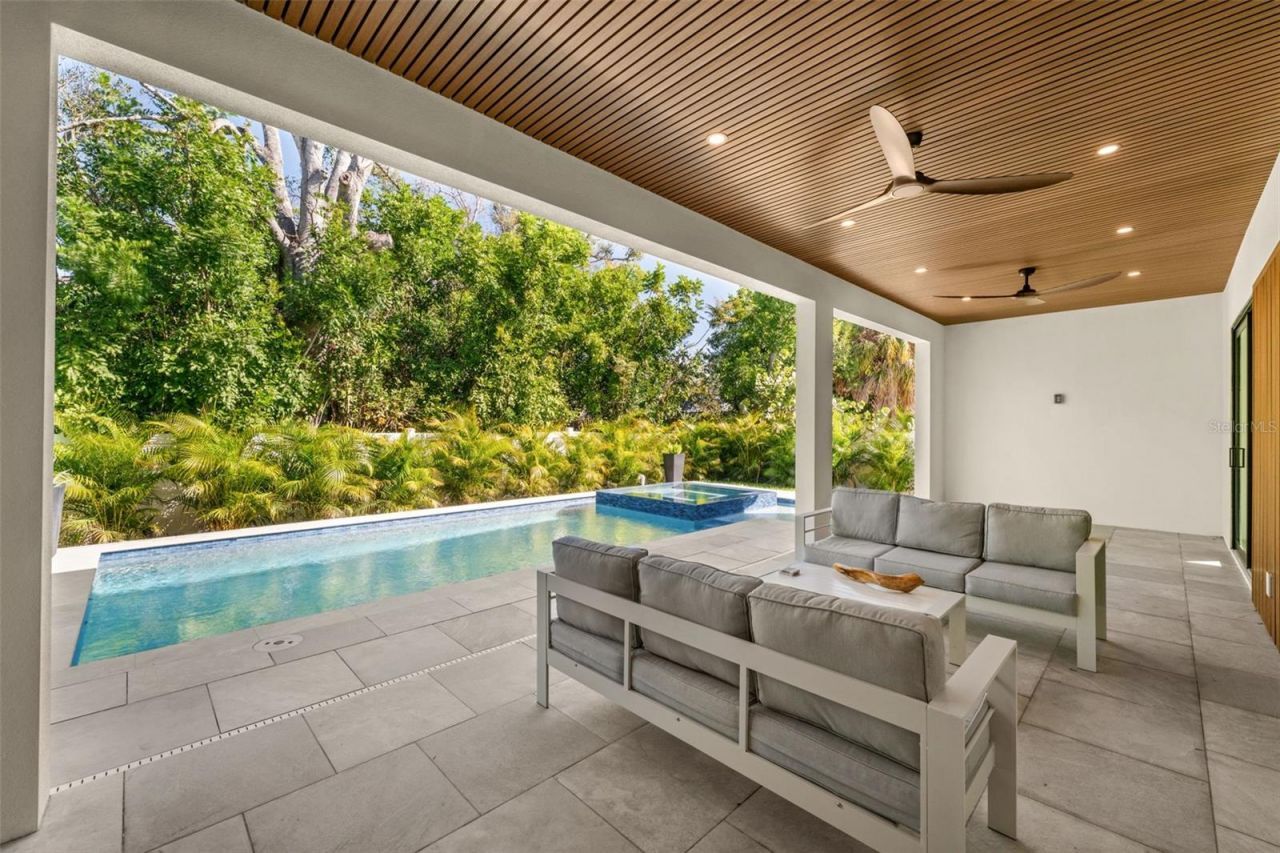 2413 Clematis Street, Sarasota, FL 34239 Photo