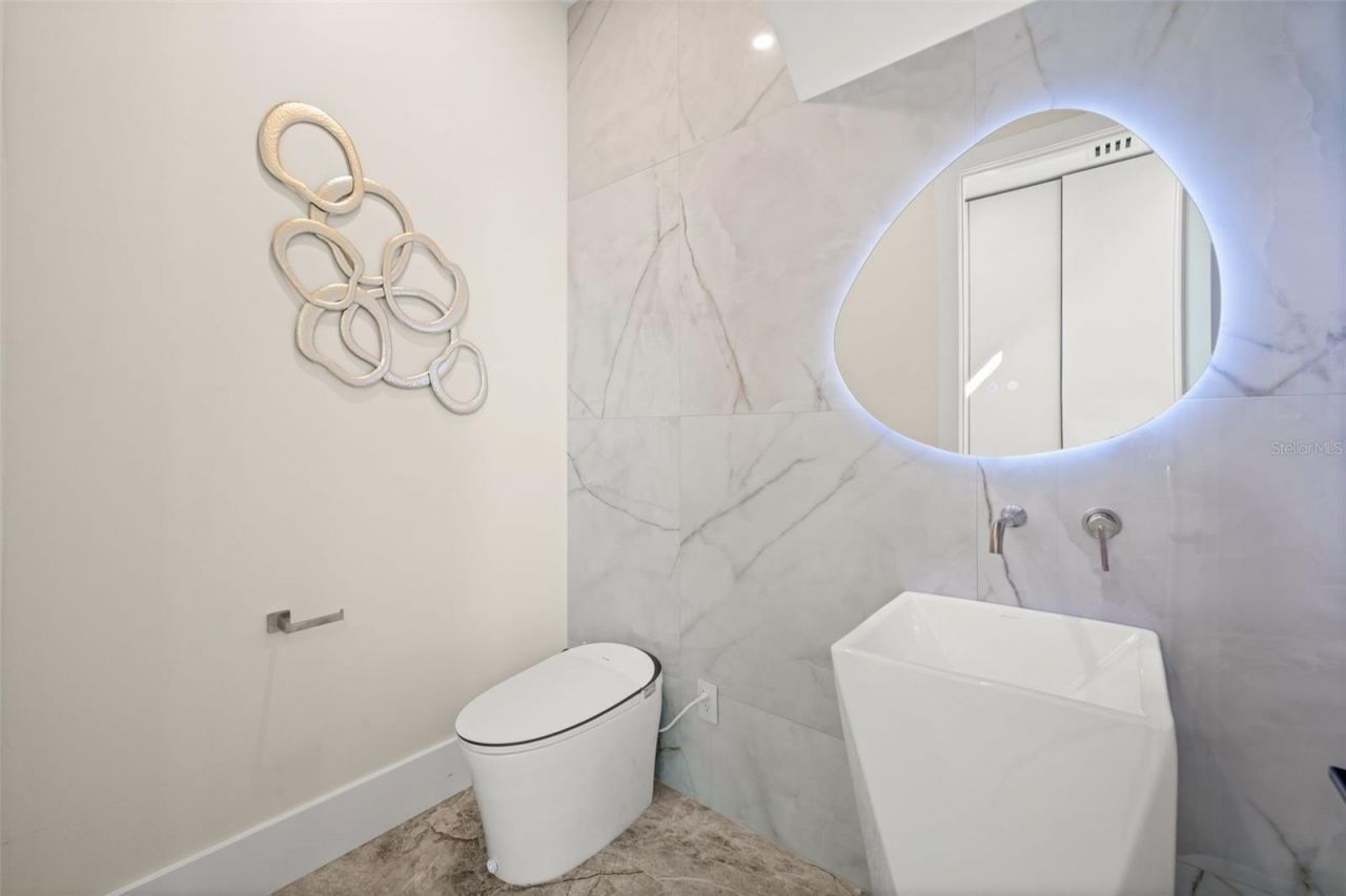 2413 Clematis Street, Sarasota, FL 34239 Photo