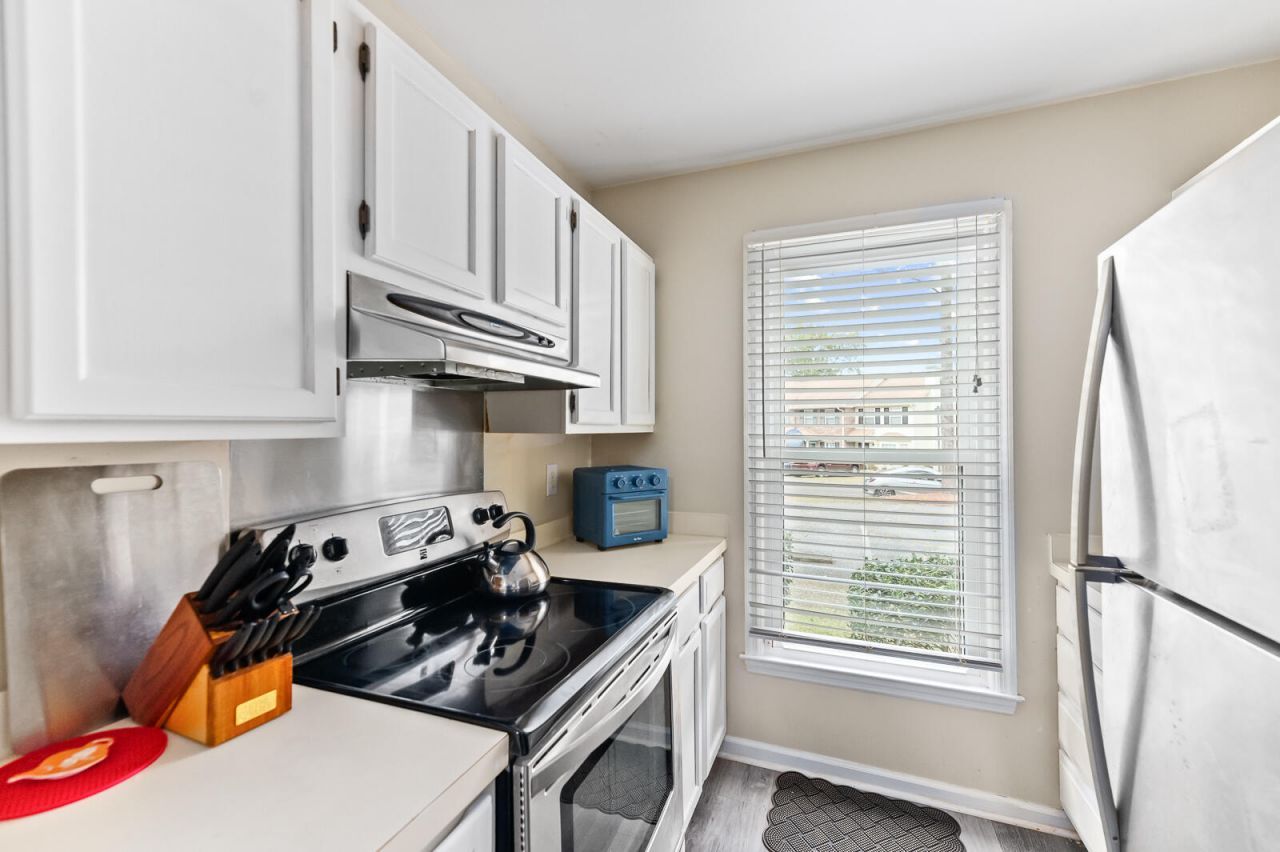 208 Reserve Way Photo 10