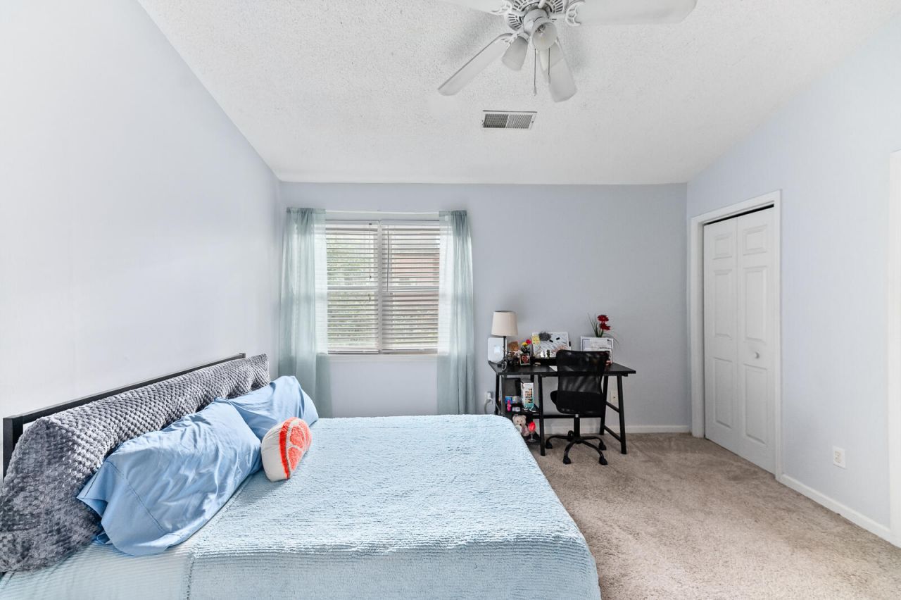 208 Reserve Way Photo 14