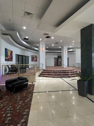 6345 Collins Ave, Unit 614, Miami Beach, FL 33141 Photo