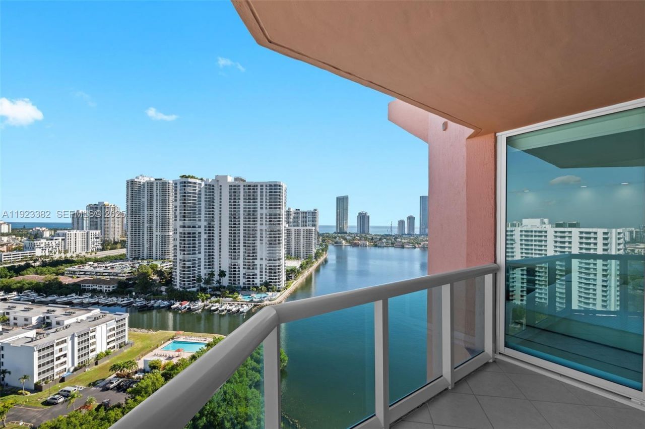3370 Hidden Bay Dr, Unit 2102, Aventura, FL 33180 Photo