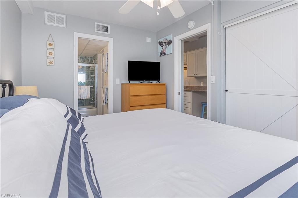 3211 Stringfellow Rd, Unit 104, Saint James City, FL 33956 Photo