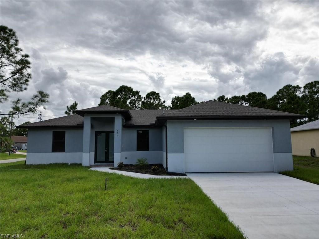 672 Nimitz Blvd, Lehigh Acres, FL 33974 Photo