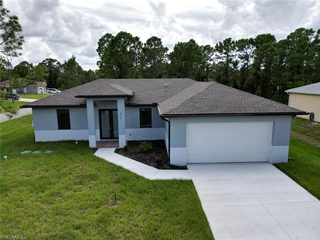 672 Nimitz Blvd, Lehigh Acres, FL 33974 Photo