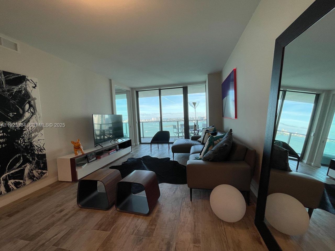 650 NE 32nd St, Unit 3005, Miami, FL 33137 Photo