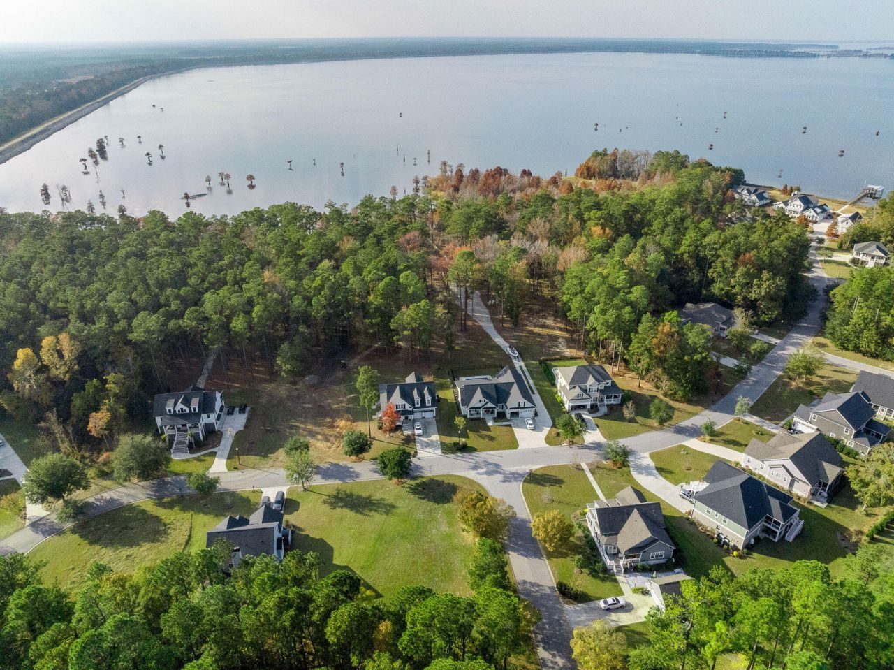 201 Summer Breeze Way Photo 7