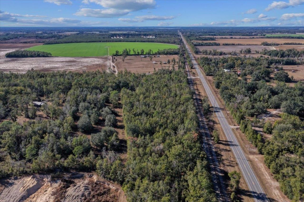 0 SE Camelot Way , Lee, FL 32059 Photo