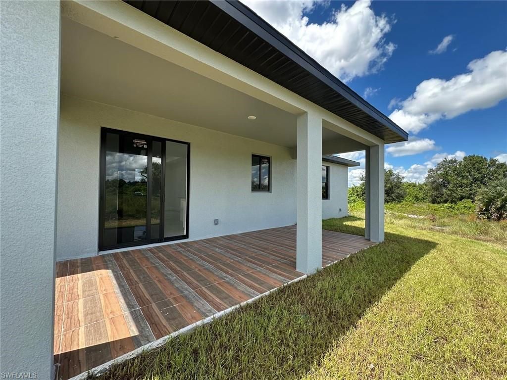 1051 Eisenhower Blvd, Lehigh Acres, FL 33974 Photo